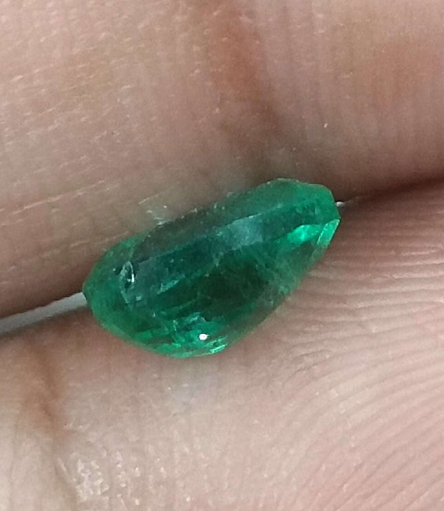 Certified 1.26ct Natural Zambian Emerald Medium Bright Green Oval Cut Loose Gemstone