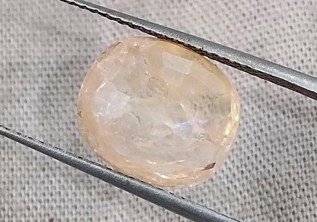 Certified 4.63ct Natural untreated Padparadscha Sapphire
