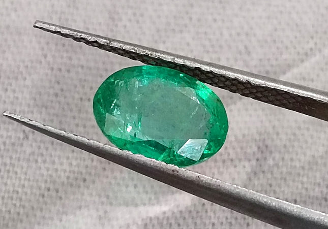 1.24ct Quality Natural Zambian Emerald Stone Spring Green Color Gemstone