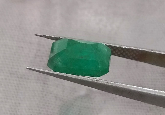 2.20ct GSI Certified Deep Velvet Green Zambian Emerald Minor Oiled Loose Gemstone