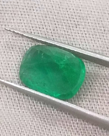 3.16ct GSI Certified Vivid Medium Deep Green Swat Emerald Minor Oiled Loose Gemstone