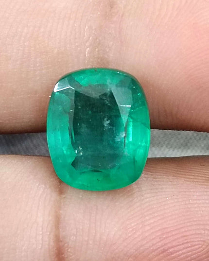Big 6.28ct Zambian Emerald, Medium Deep Green Minor Oiled Natural Loose Gemstone