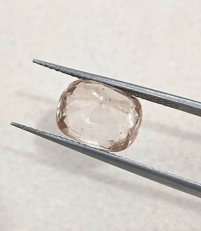 Suberp IGI Certified 4.34ct Padparadscha Sapphire, Natural Untreated Gemstone - SMSGEMS 